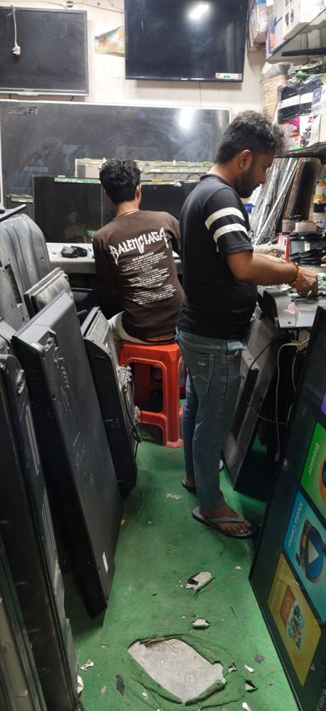 LED Care Expert dukaan ki photo, LED TV repair Wazirabad