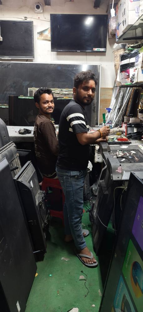 LED Care Expert dukaan ki photo, LED TV repair Wazirabad